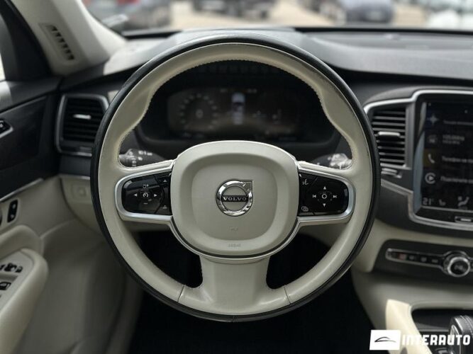 Volvo XC 90 49 volvo XC 90 2020