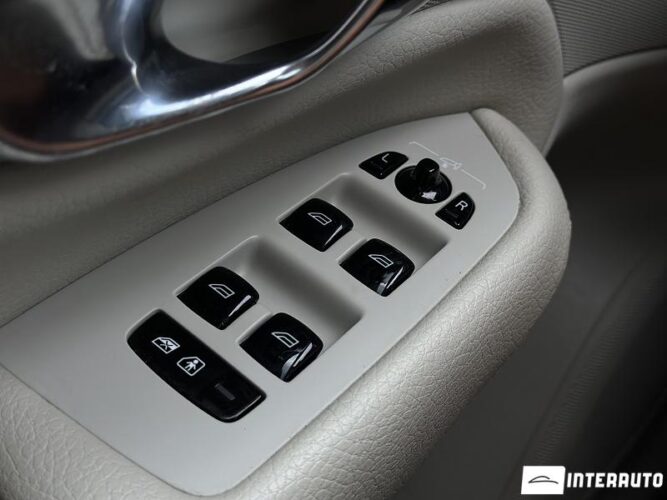 Volvo XC 90 44 volvo XC 90 2020