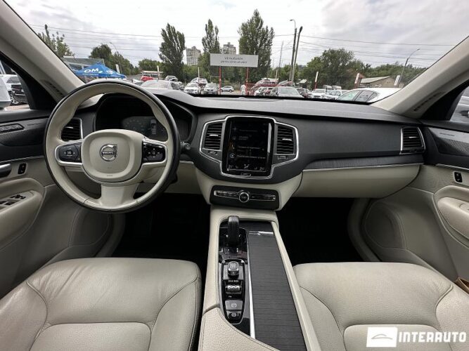 Volvo XC 90 46 volvo XC 90 2020