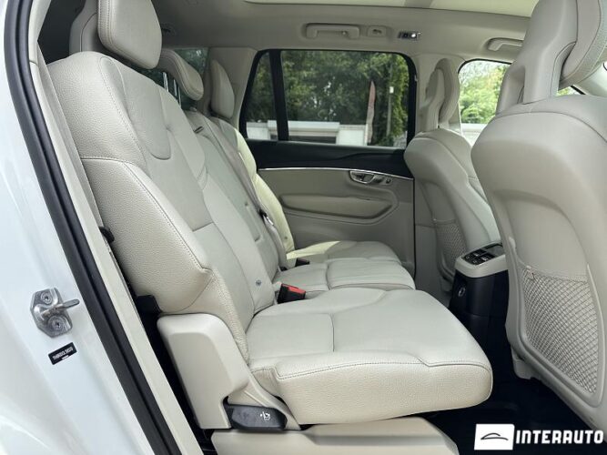 Volvo XC 90 57 volvo XC 90 2020