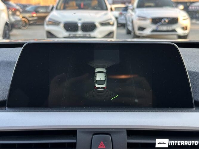 BMW 318 38 bmw 318 2018