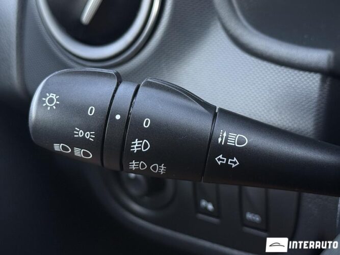 Dacia Sandero Stepway 39 dacia Sandero Stepway 2018