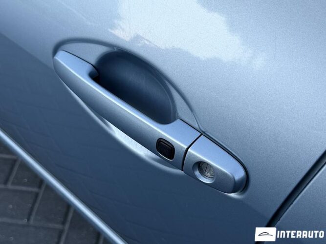 toyota Auris 2011
