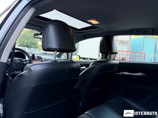 toyota Auris 2011