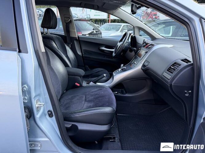 toyota Auris 2011