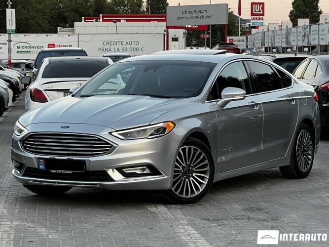 Ford Fusion 2018 doar la InterAuto