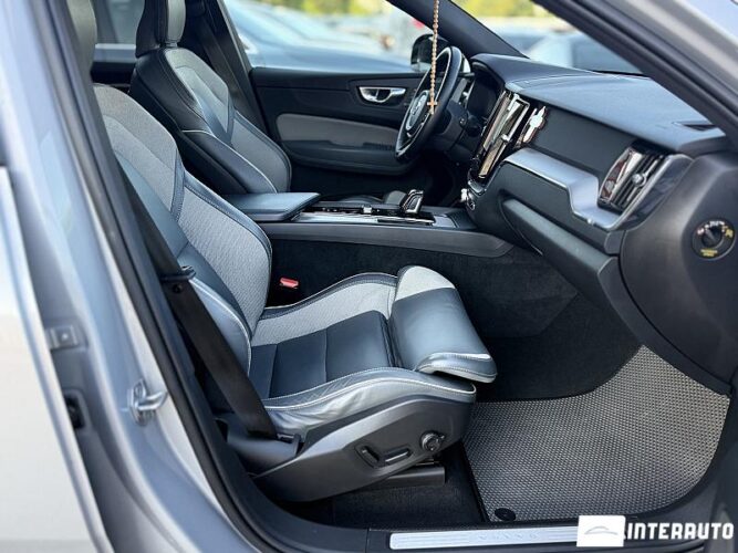 volvo XC 60 2021