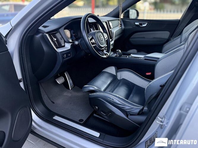 volvo XC 60 2021