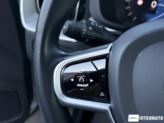 volvo XC 60 2021