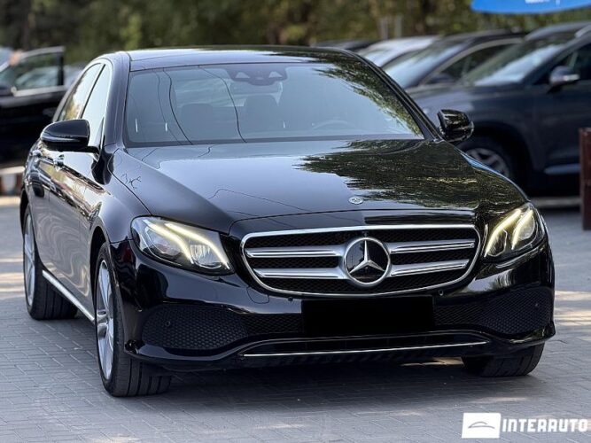 Mercedes E 220 35 mercedes E 220 2017