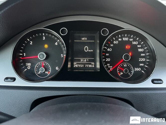 Volkswagen Passat 36 volkswagen Passat 2010