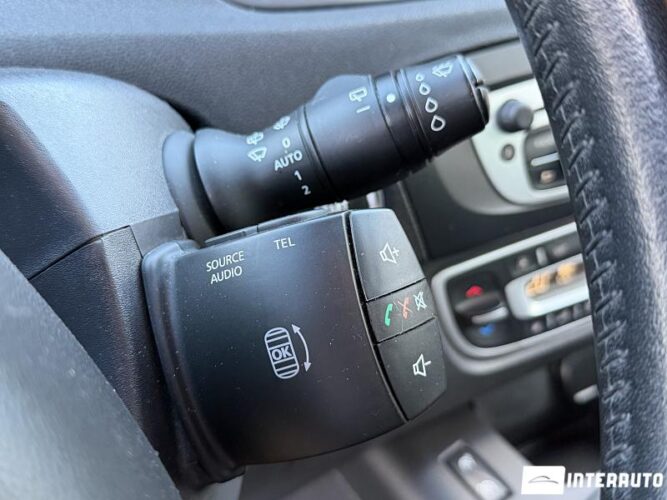 Renault Grand Scenic 39 renault Grand Scenic 2014