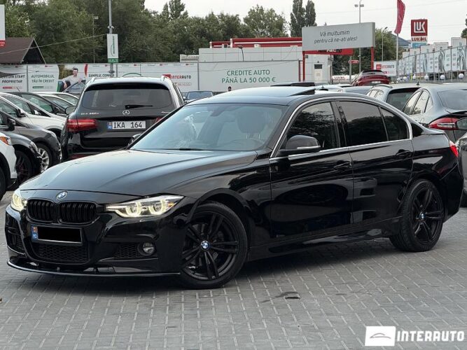 BMW 330 2017 doar la InterAuto