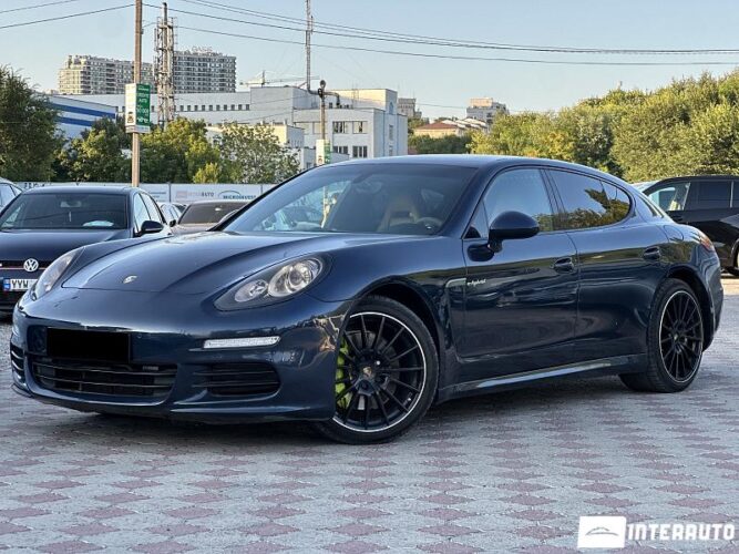 Porsche Panamera S 2015 doar la InterAuto