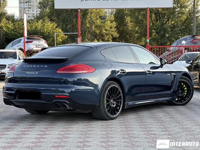 porsche Panamera S 2015