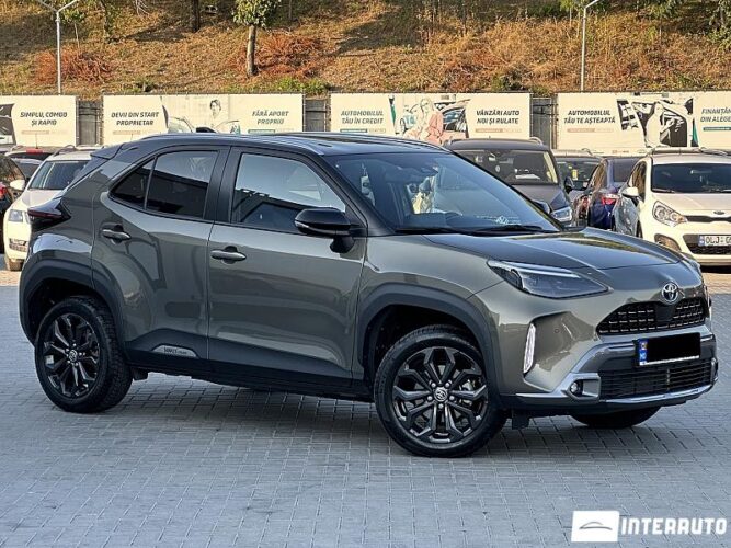 Toyota Yaris Cross 2022 doar la InterAuto