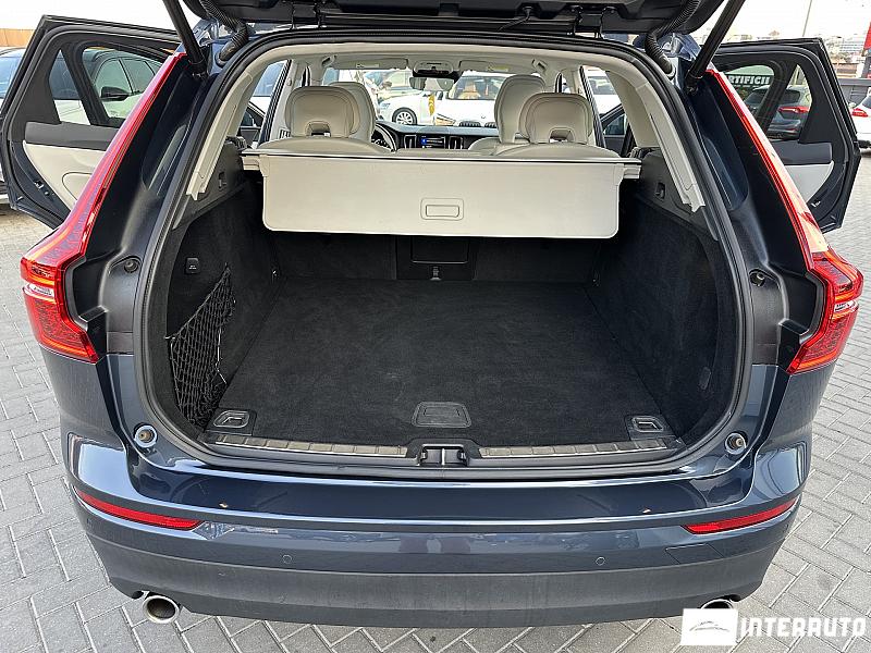 volvo XC 60 2020