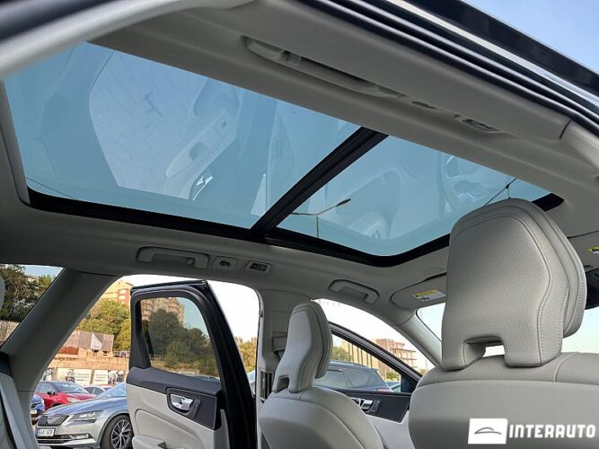 volvo XC 60 2020