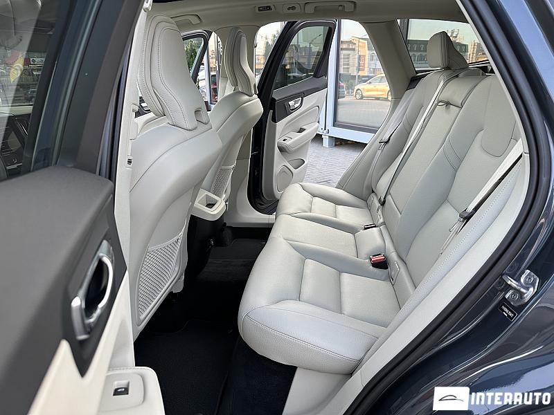 volvo XC 60 2020