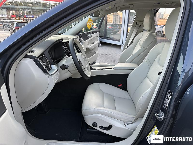 volvo XC 60 2020