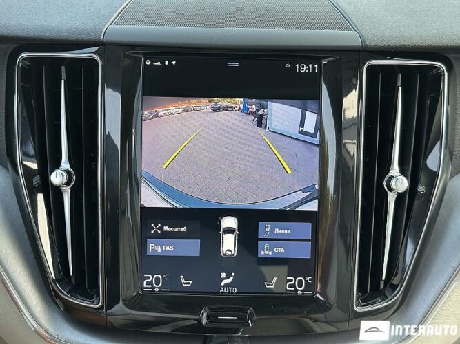 volvo XC 60 2020