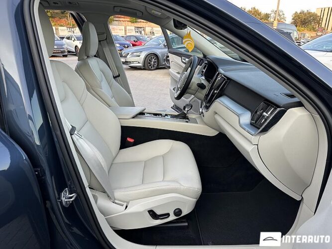 volvo XC 60 2020