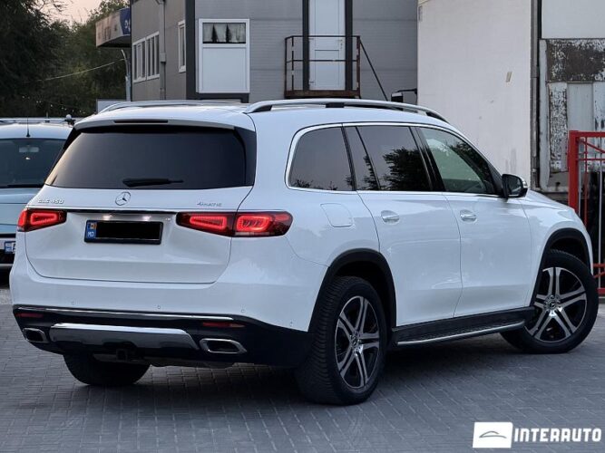 Mercedes GLS 450 42 mercedes GLS 450 2021