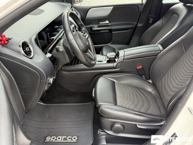mercedes B 200 2019