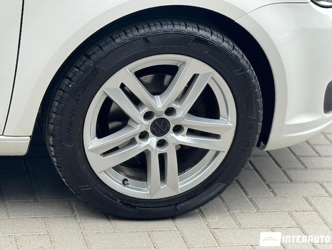 Volkswagen Touran 34 volkswagen Touran 2011
