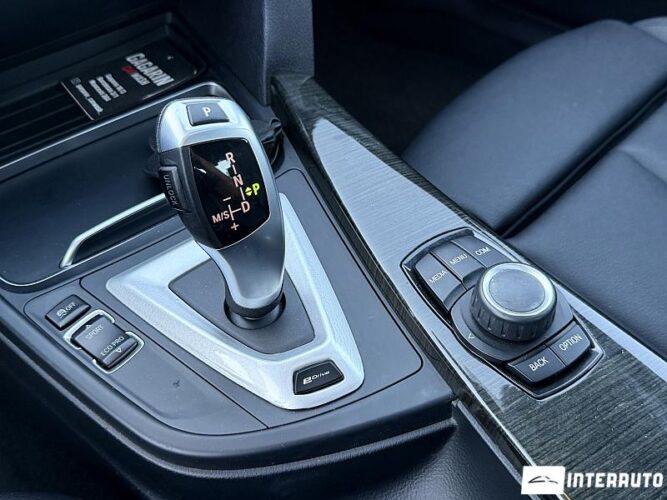 bmw 330E 2017