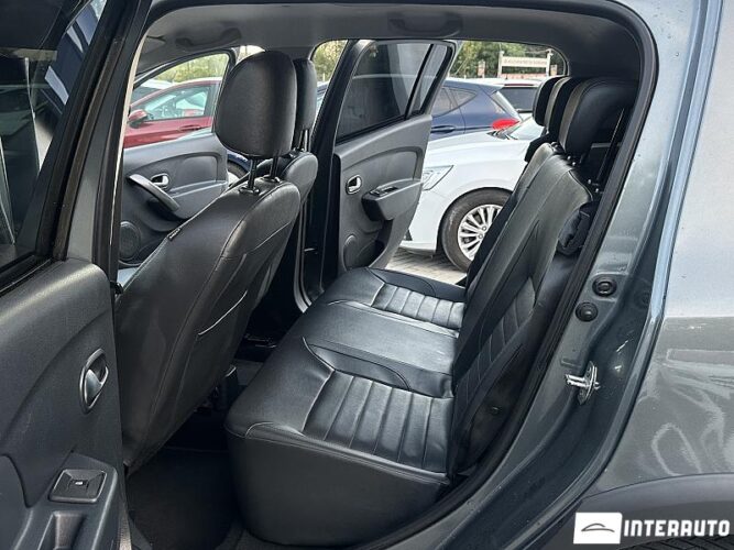 Dacia Sandero Stepway 41 dacia Sandero Stepway 2017