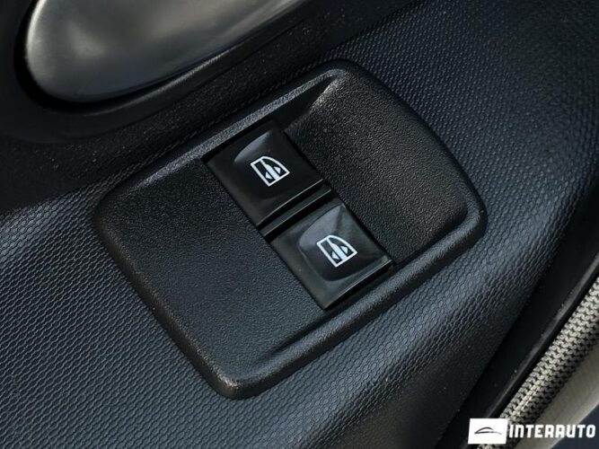 Dacia Sandero Stepway 44 dacia Sandero Stepway 2017