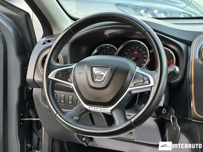 Dacia Sandero Stepway 36 dacia Sandero Stepway 2017