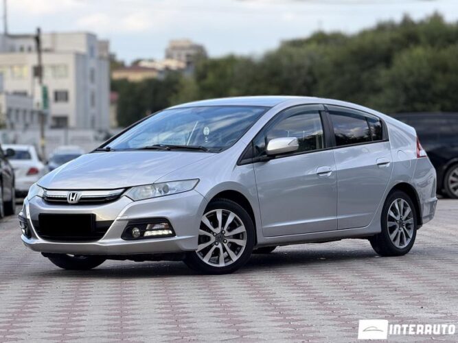 Honda Insight 2012 doar la InterAuto