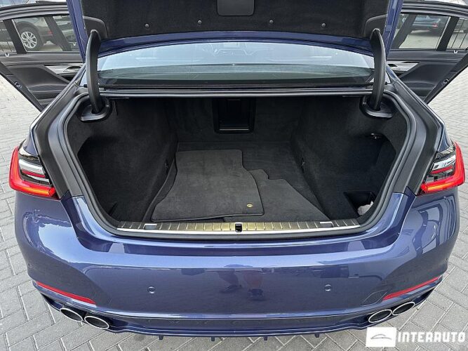 BMW 750 61 bmw 750 2019