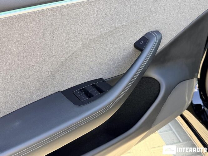 Tesla Model 3 38 tesla Model 3 2023
