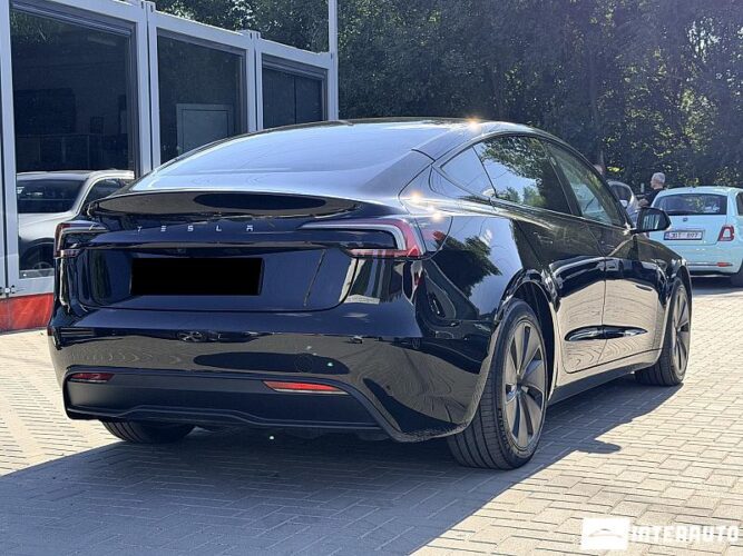 Tesla Model 3 32 tesla Model 3 2023
