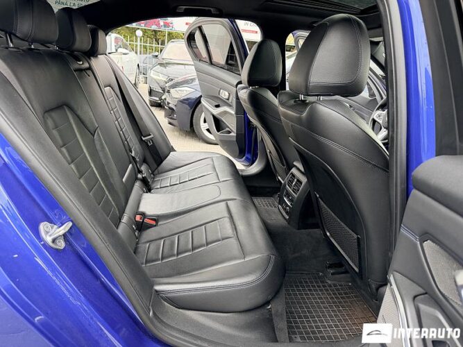 BMW 330 51 bmw 330 2018