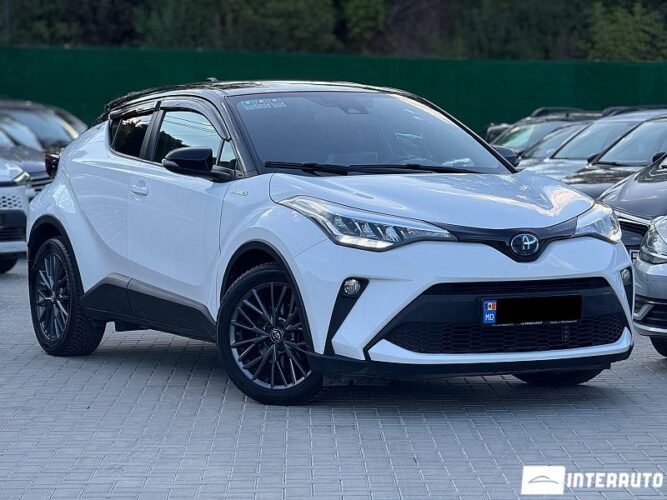 Toyota C-HR 2022 doar la InterAuto