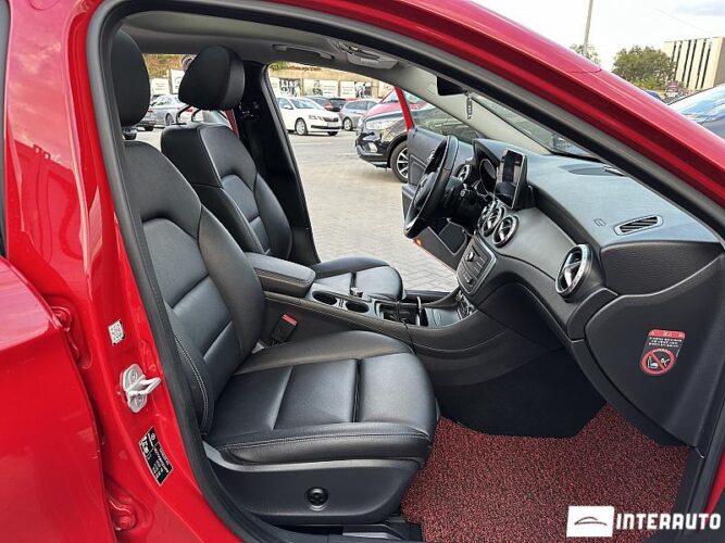 Mercedes GLA 200 45 mercedes GLA 200 2015