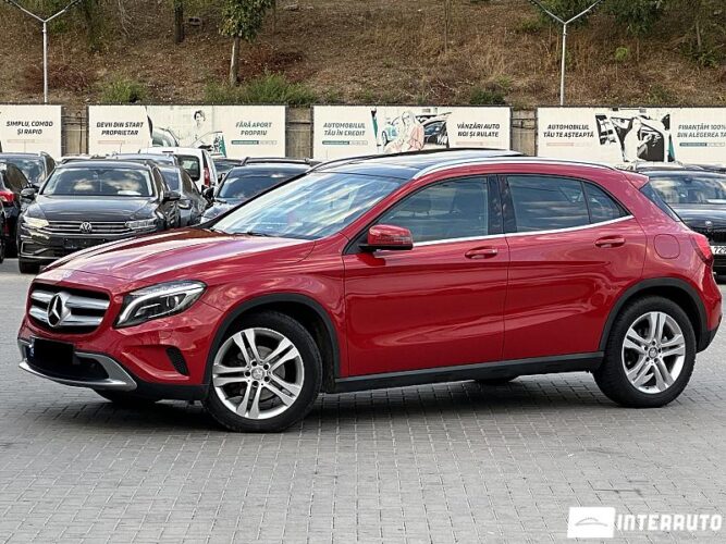Mercedes GLA 200 33 mercedes GLA 200 2015