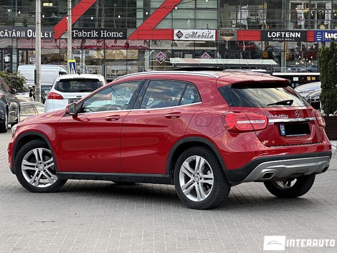 Mercedes GLA 200 35 mercedes GLA 200 2015