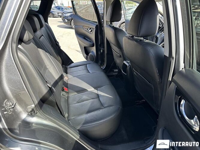 Nissan Qashqai 47 nissan Qashqai 2015