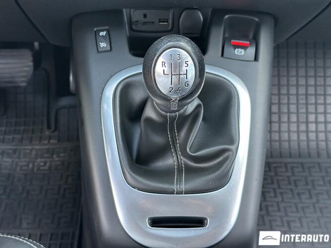renault Scenic 2015