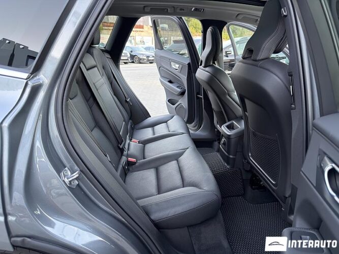 volvo XC 60 2021