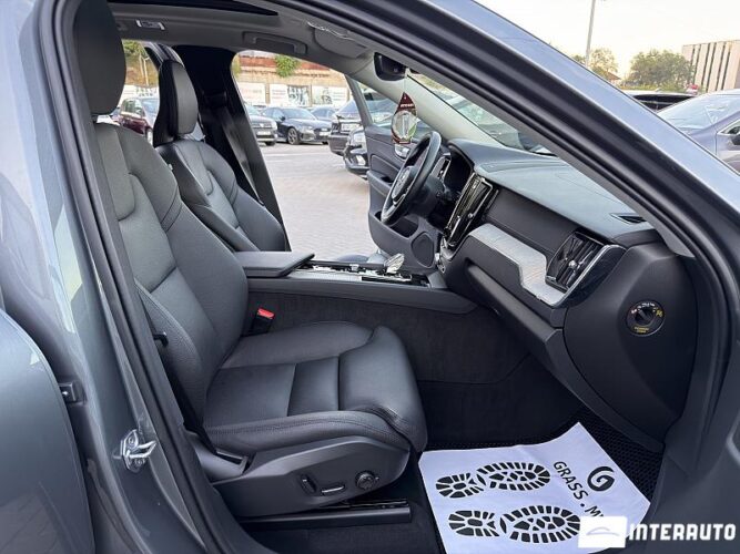 volvo XC 60 2021