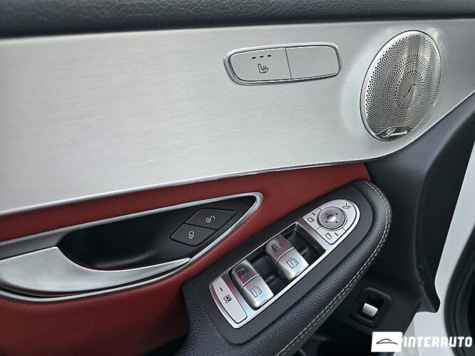 Mercedes GLC 200 Coupe 38 mercedes GLC 200 Coupe 2020