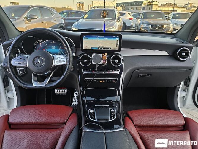 Mercedes GLC 200 Coupe 39 mercedes GLC 200 Coupe 2020