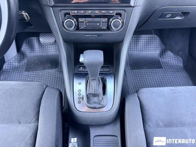 Volkswagen Golf 41 volkswagen Golf 2010
