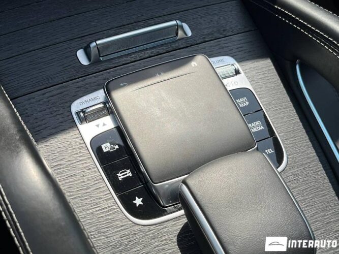 Mercedes GLS 400 51 mercedes GLS 400 2023